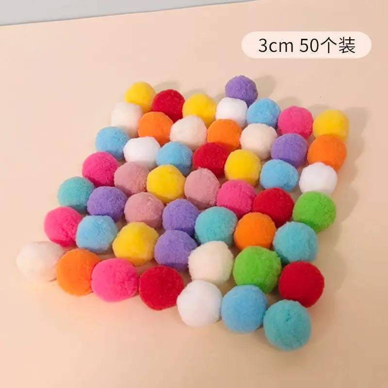 OUWO Pet Toy Gun 100PCS Bola de Pelúcia com 1PCS Pistola de Tiro Brinquedos para Gatos Suprimentos Interativos para Gatinhos Gatos de Interior Brincadeira Automática