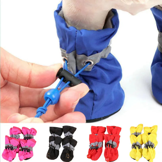 4 pçs/set Sapatos impermeáveis para cães de estimação Botas de chuva antiderrapantes Calçados para cães de gatos pequenos Filhotes de cachorro Botas para animais de estimação Acessórios para patas de animais de estimação